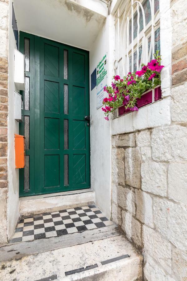 Studio Nana - By Golden Gate In Old Town Split Dış mekan fotoğraf